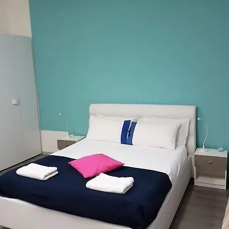 Porto Vecchio - Stazione B&B 트리에스테