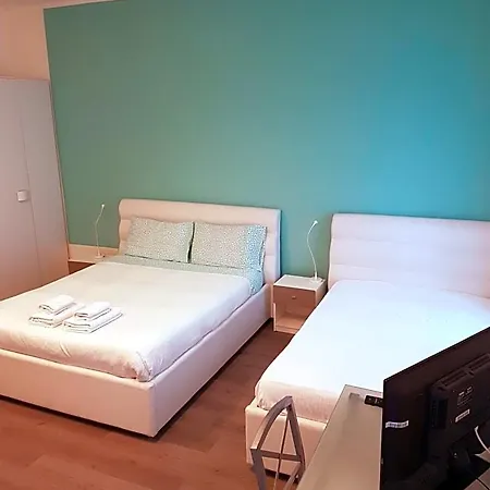 Porto Vecchio - Stazione 3* Трієст