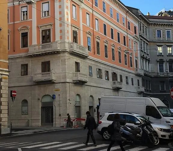 Bed & Breakfast Porto Vecchio - Stazione 3*