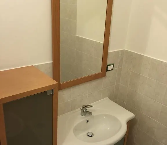 Porto Vecchio - Stazione 3* Trieste