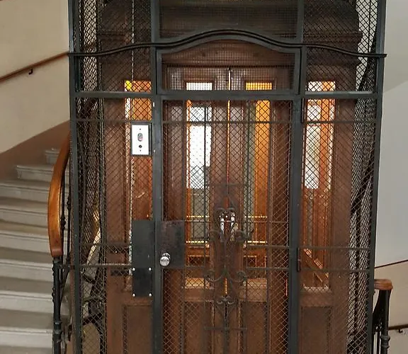 Bed & Breakfast Porto Vecchio - Stazione 3*