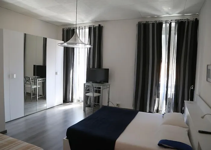 Bed & Breakfast Porto Vecchio - Stazione 3*